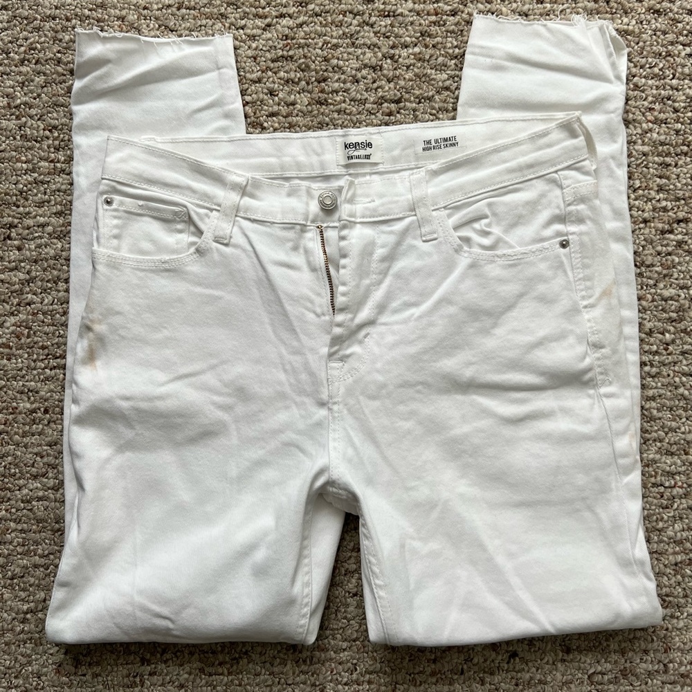 White jeans!